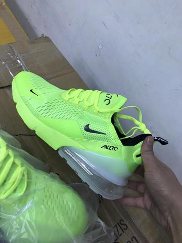 Image of Nike airmax 270 Volt - shop with emmeon